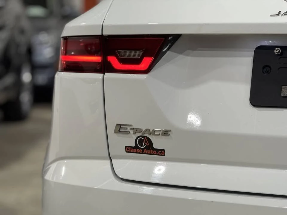 2021 Jaguar E-Pace - Image 9 of 20