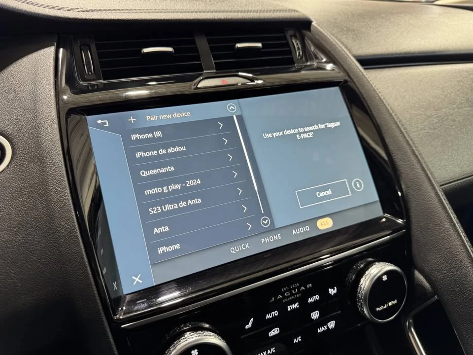 2021 Jaguar E-Pace - Image 17 of 20