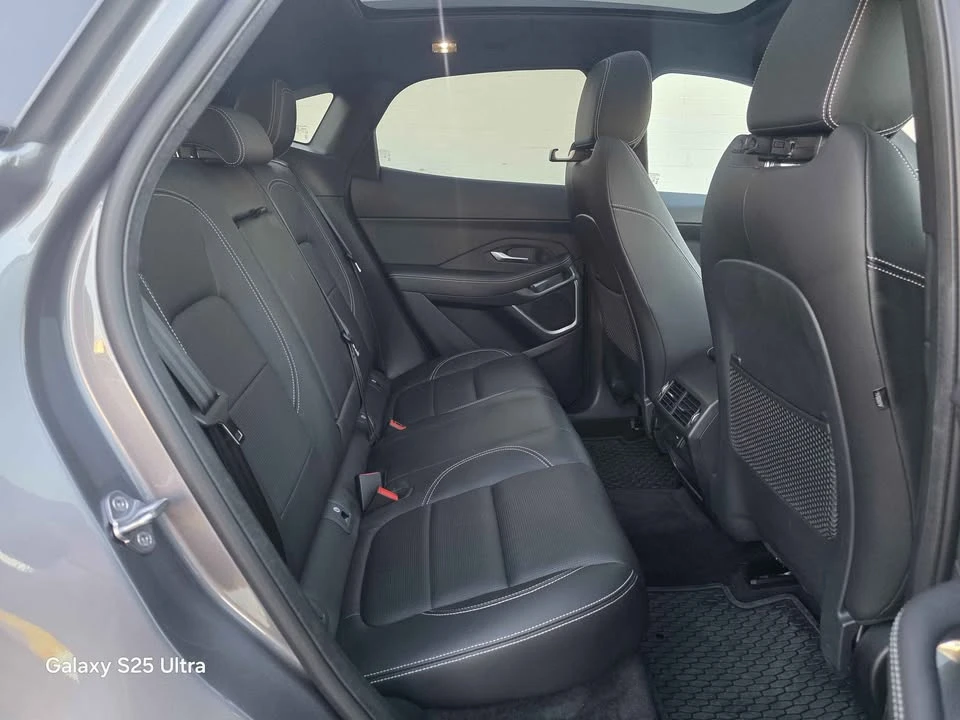 2021 Jaguar E-Pace - Image 18 of 20