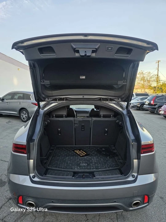 2021 Jaguar E-Pace - Image 17 of 20