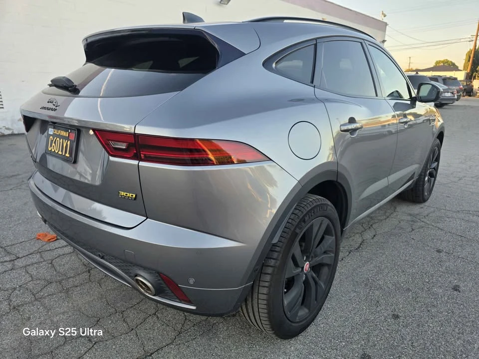 2021 Jaguar E-Pace - Image 6 of 20