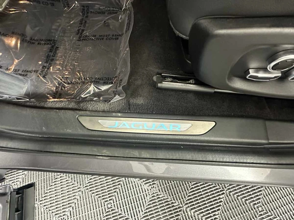 2021 Jaguar E-Pace - Image 21 of 21