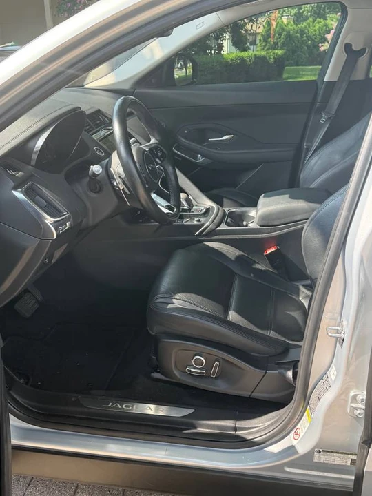 2021 Jaguar E-Pace - Image 4 of 7