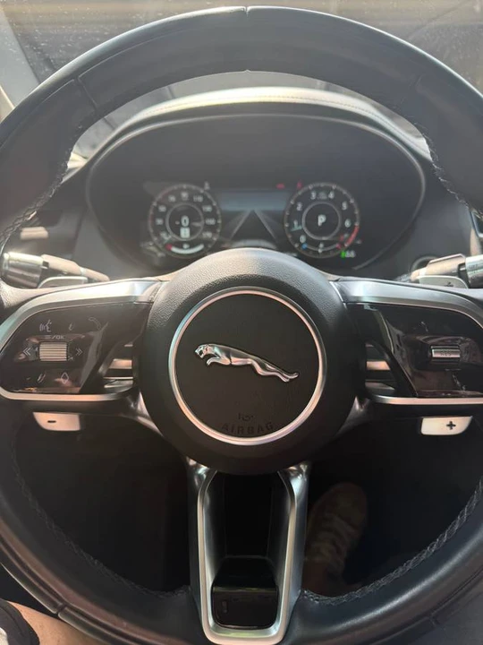 2021 Jaguar E-Pace - Image 6 of 7