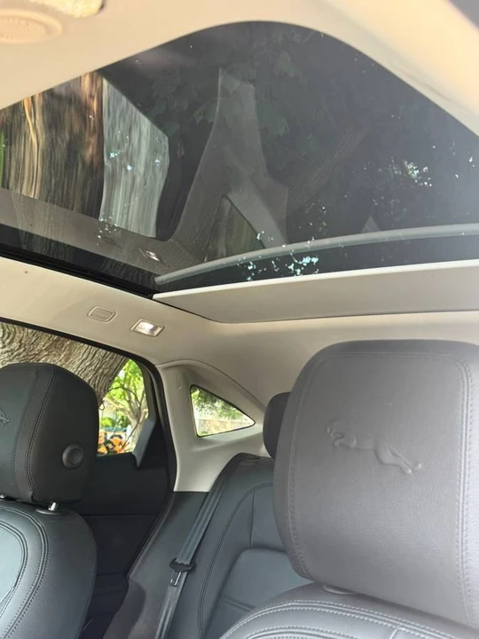 2021 Jaguar E-Pace - Image 8 of 8