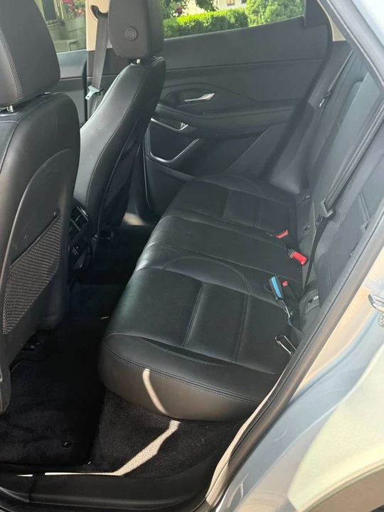 2021 Jaguar E-Pace - Image 7 of 8