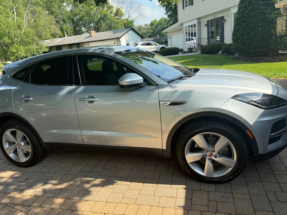 2021 Jaguar E-Pace - Image 3 of 8