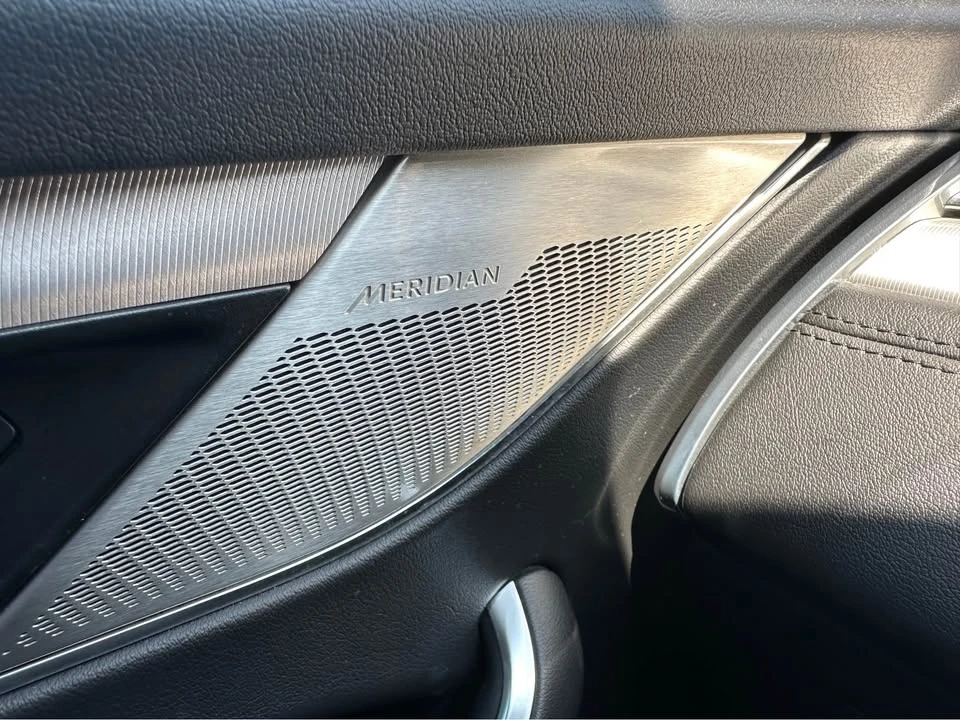 2021 Jaguar F-Pace - Image 11 of 14