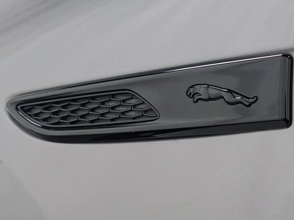 2021 Jaguar F-Pace - Image 10 of 20