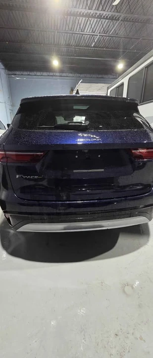 2021 Jaguar F-Pace - Image 9 of 10