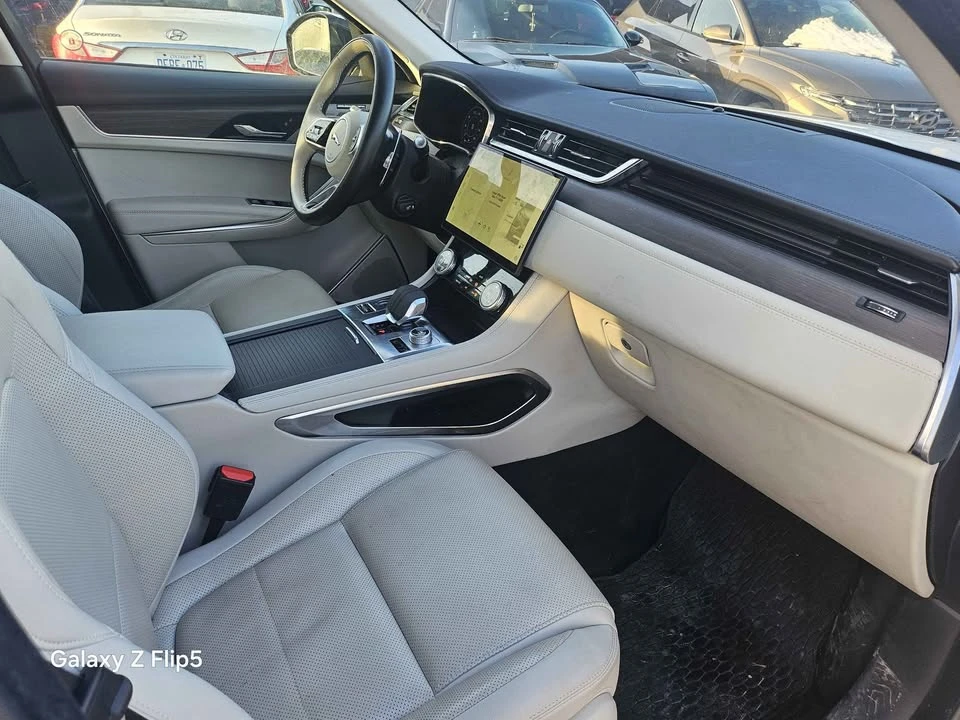 2021 Jaguar F-Pace - Image 8 of 10