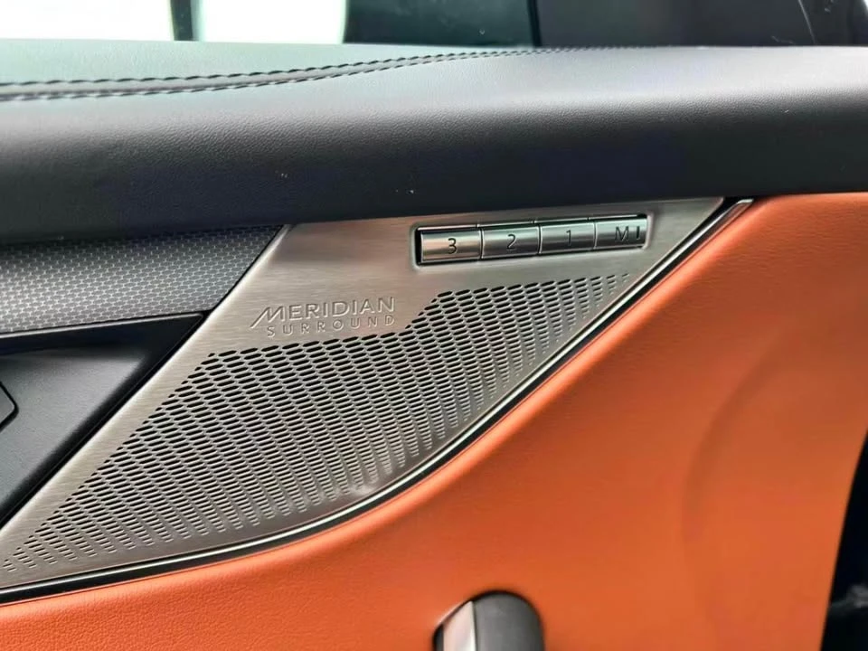 2021 Jaguar F-Pace - Image 14 of 20