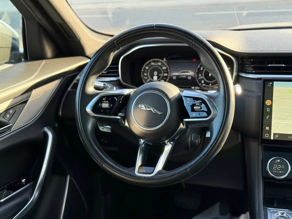 2021 Jaguar F-Pace - Image 19 of 20