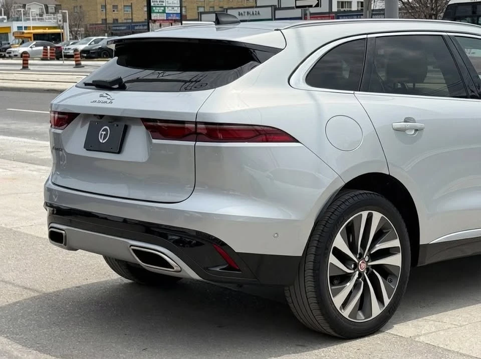 2021 Jaguar F-Pace - Image 12 of 20