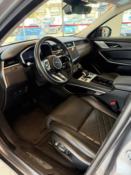2021 Jaguar F-Pace - Image 8 of 14