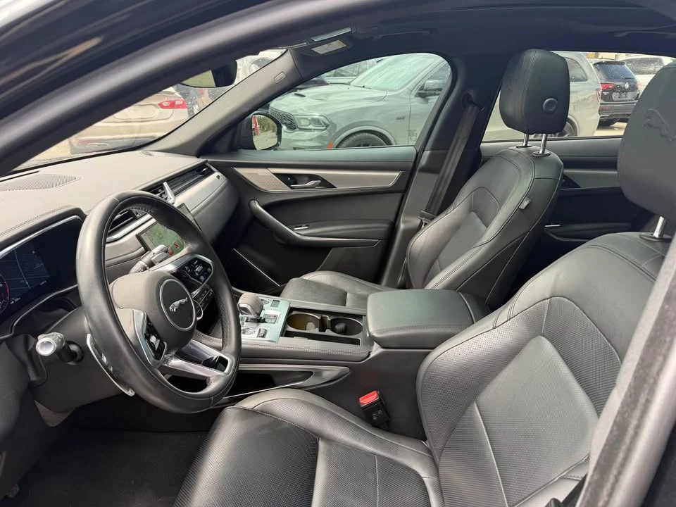 2021 Jaguar F-Pace - Image 3 of 16