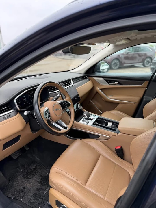 2021 Jaguar F-Pace - Image 6 of 14