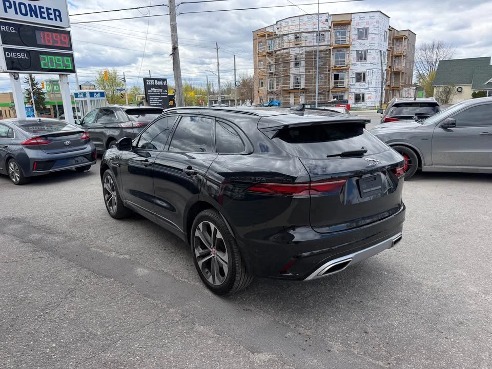 2021 Jaguar F-Pace - Image 7 of 16