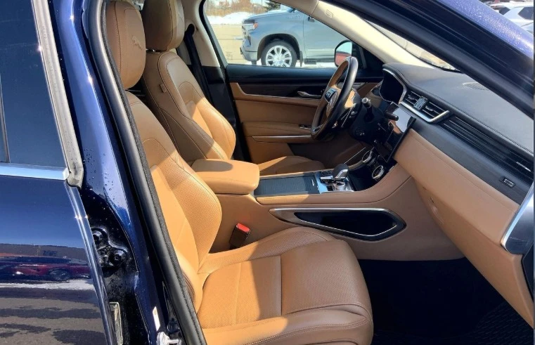 2021 Jaguar F-Pace - Image 3 of 6