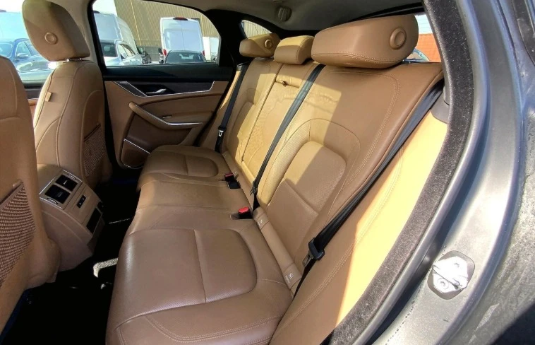 2021 Jaguar F-Pace - Image 6 of 6