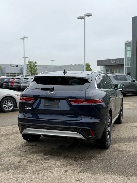 2021 Jaguar F-Pace - Image 3 of 14