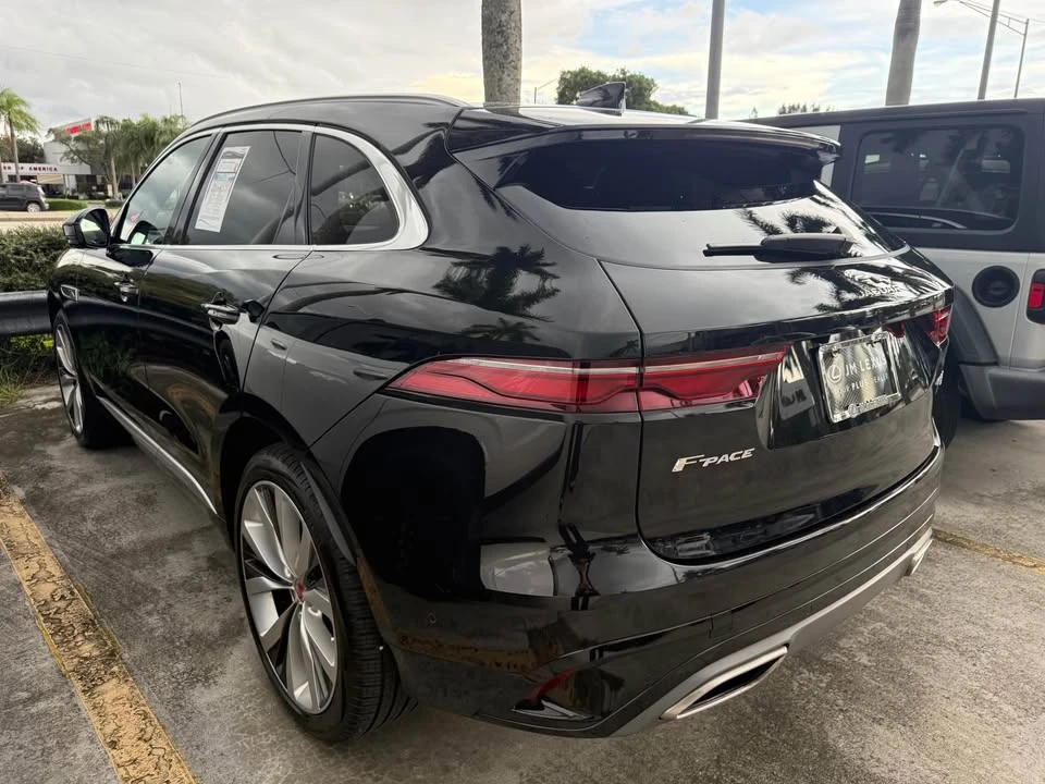 2021 Jaguar F-Pace - Image 4 of 5