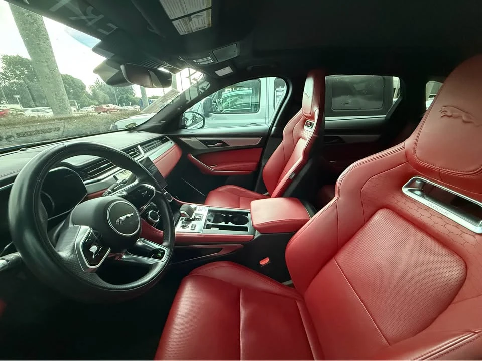 2021 Jaguar F-Pace - Image 5 of 5