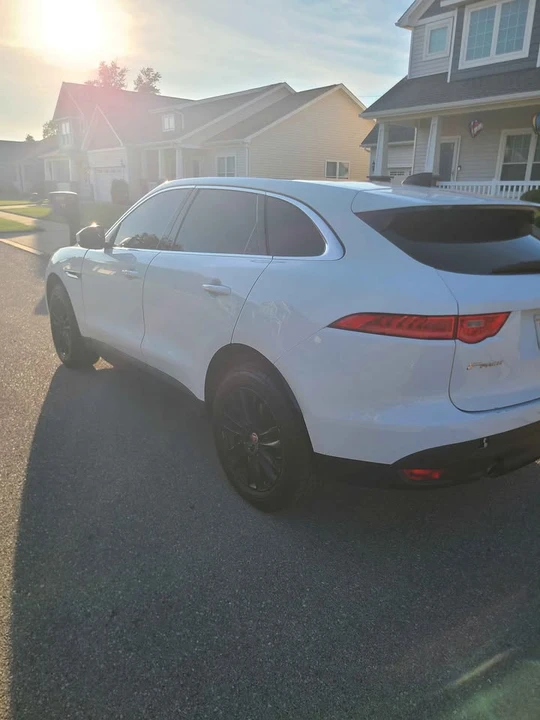 2021 Jaguar F-Pace - Image 7 of 12