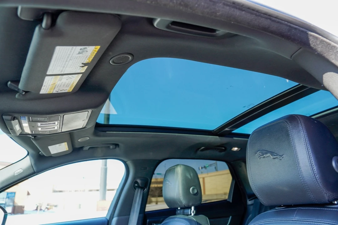 2021 Jaguar F-Pace - Image 15 of 21