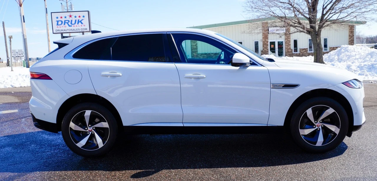 2021 Jaguar F-Pace - Image 2 of 21