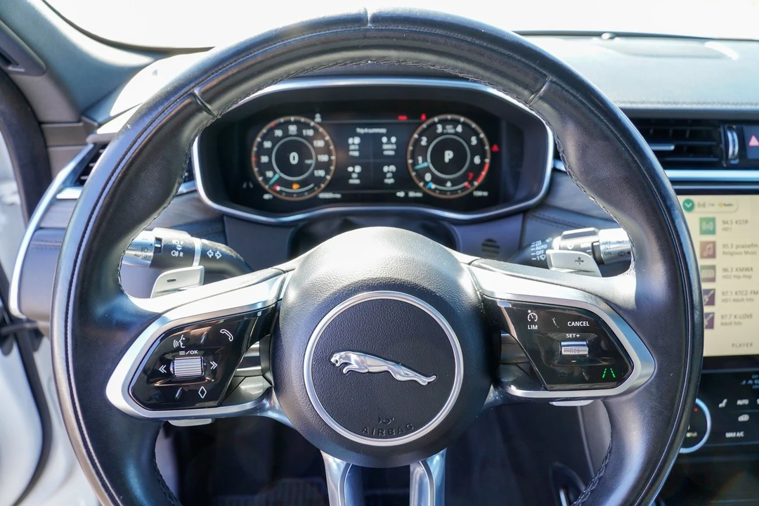 2021 Jaguar F-Pace - Image 12 of 21
