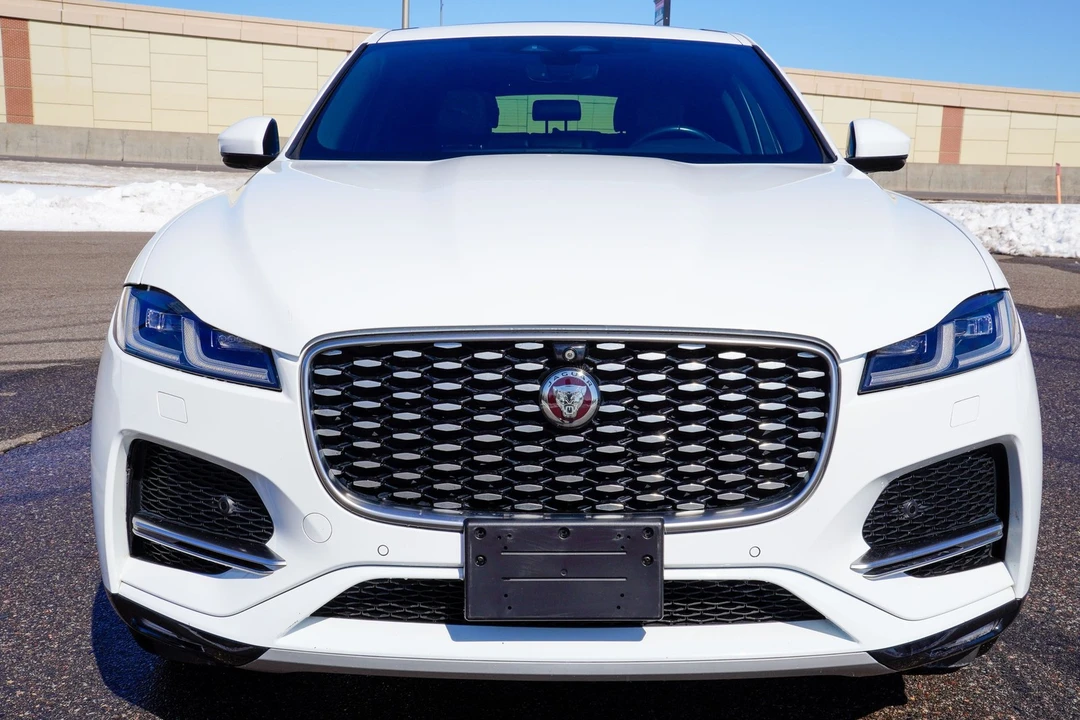 2021 Jaguar F-Pace - Image 9 of 21