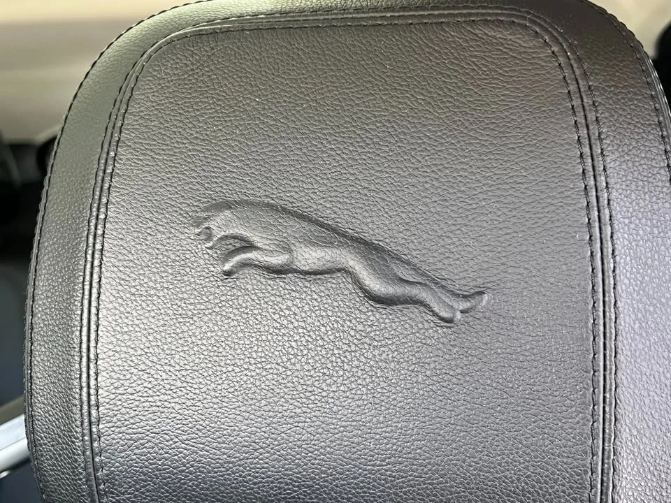 2021 Jaguar F-Pace - Image 13 of 20