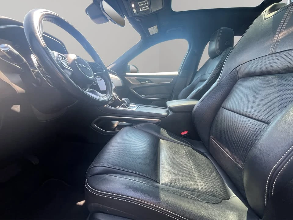2021 Jaguar F-Pace - Image 15 of 20