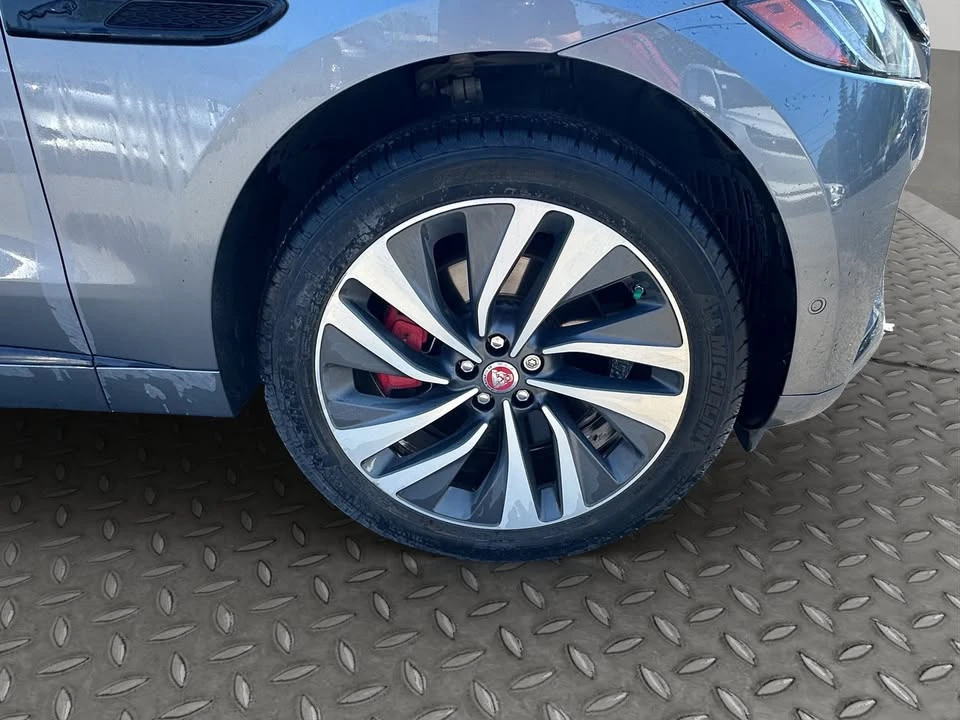 2021 Jaguar F-Pace - Image 2 of 20