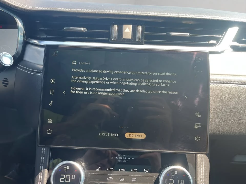 2021 Jaguar F-Pace - Image 17 of 20