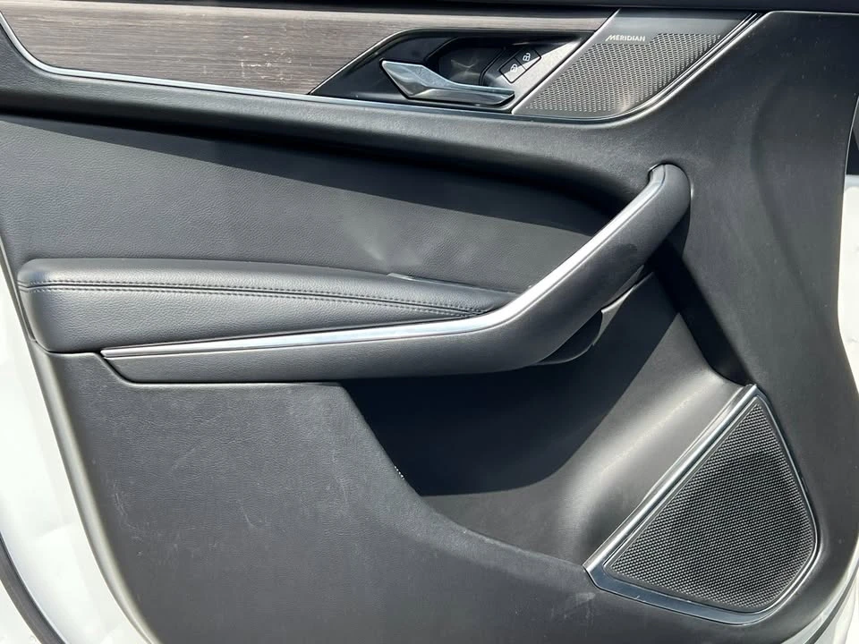 2021 Jaguar F-Pace - Image 14 of 20
