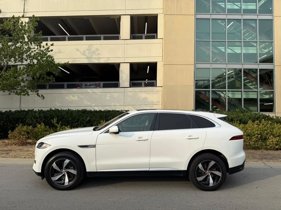 2021 Jaguar F-Pace - Image 2 of 10