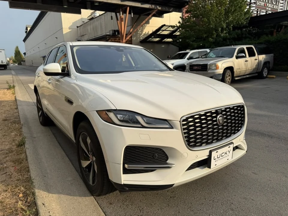 2021 Jaguar F-Pace - Image 8 of 10