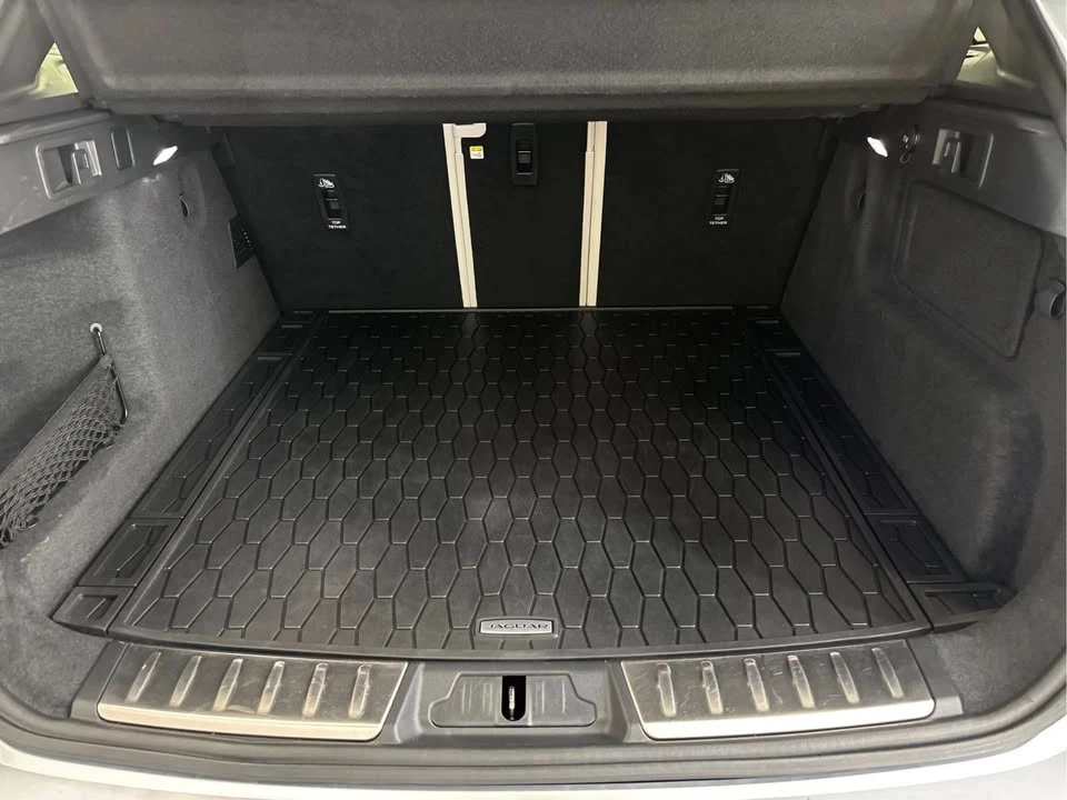 2021 Jaguar F-Pace - Image 16 of 20