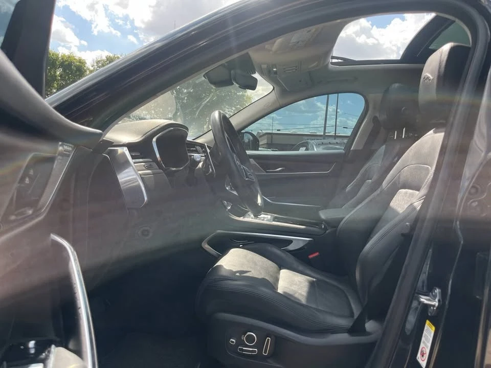2021 Jaguar F-Pace - Image 7 of 13