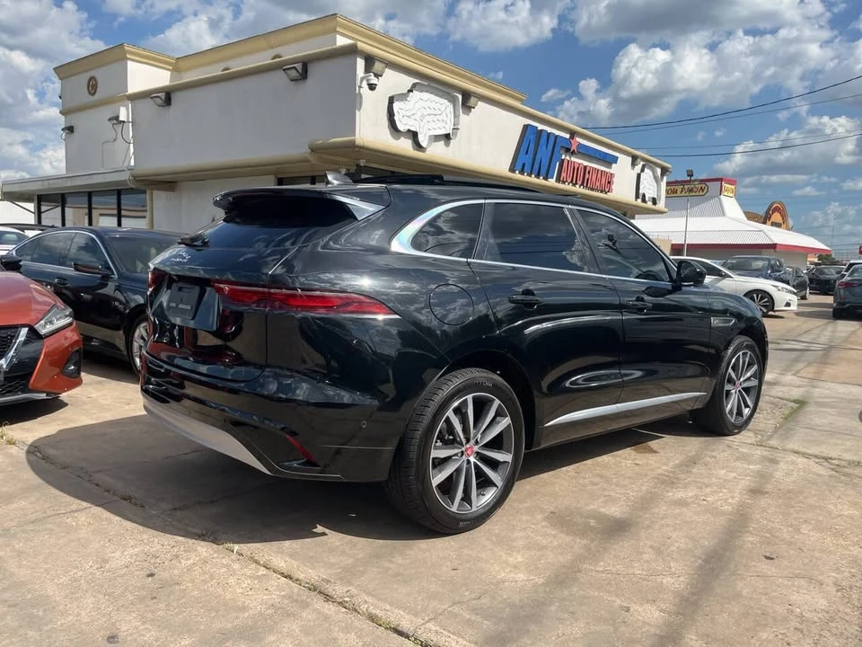 2021 Jaguar F-Pace - Image 5 of 13