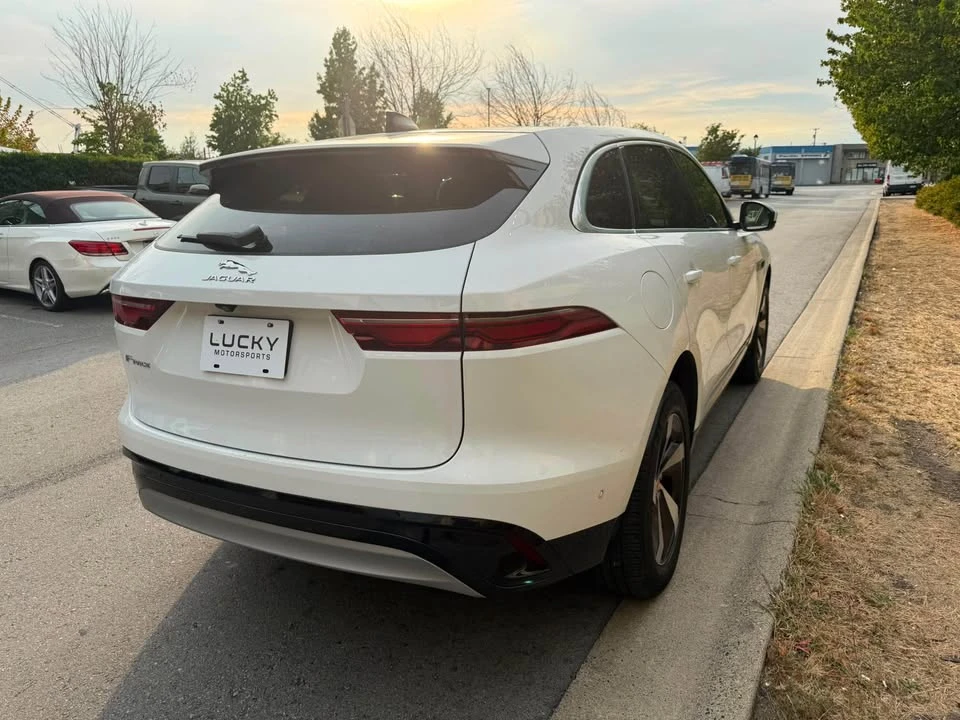 2021 Jaguar F-Pace - Image 6 of 10