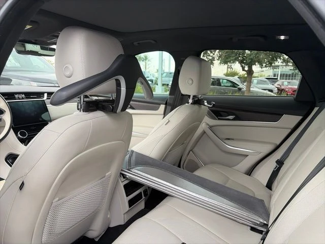 2021 Jaguar F-Pace SVR - Image 8 of 11