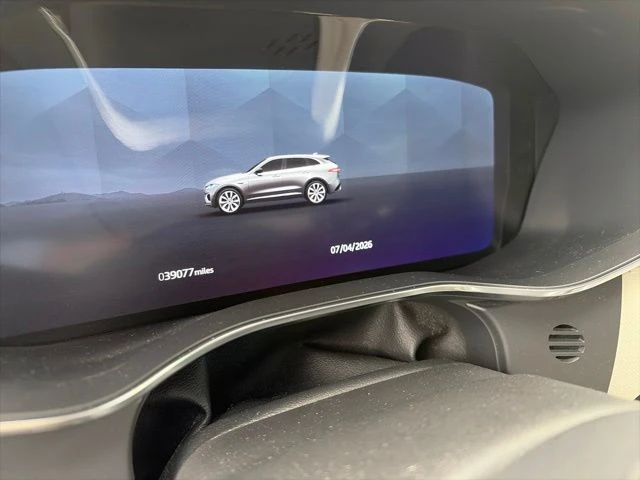 2021 Jaguar F-Pace SVR - Image 9 of 11