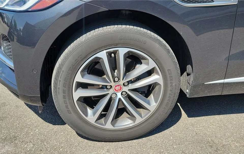 2021 Jaguar F-Pace - Image 9 of 20