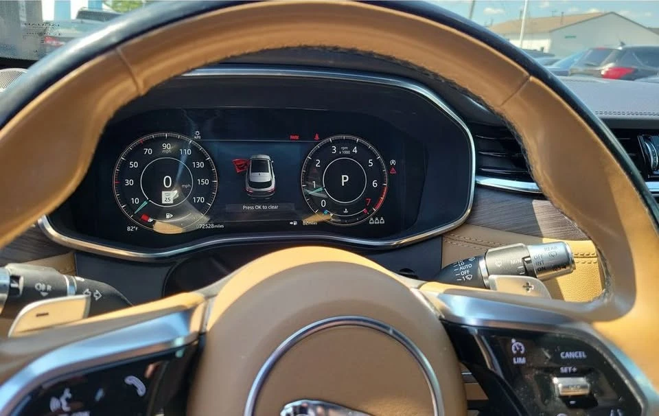 2021 Jaguar F-Pace - Image 12 of 20