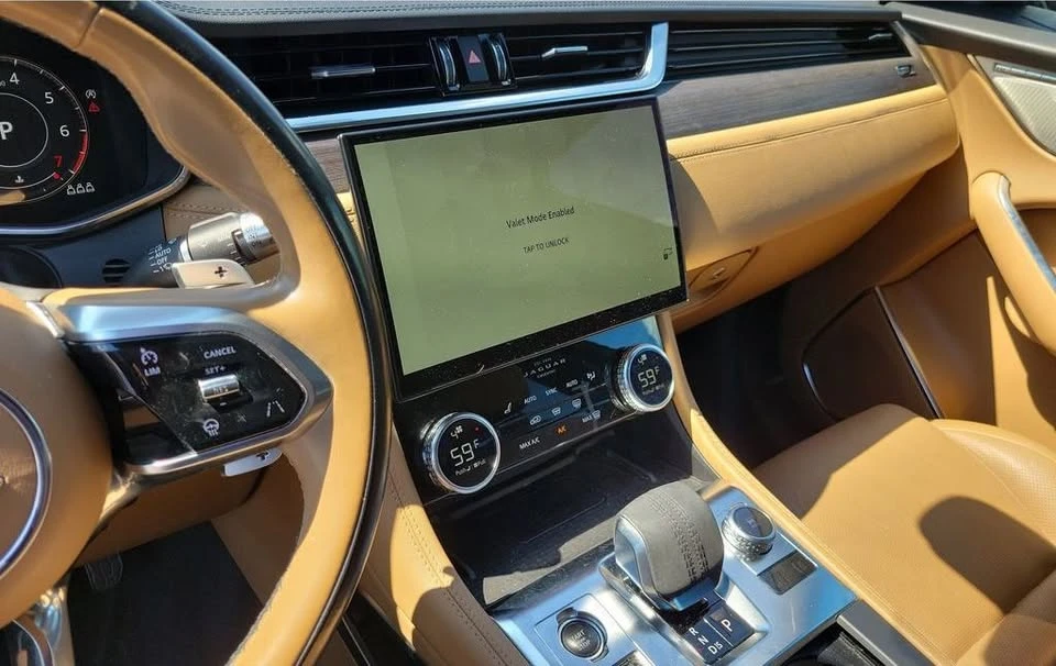 2021 Jaguar F-Pace - Image 13 of 20