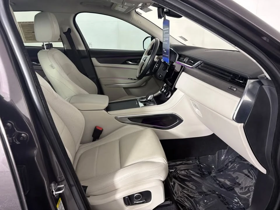 2021 Jaguar F-Pace - Image 18 of 18