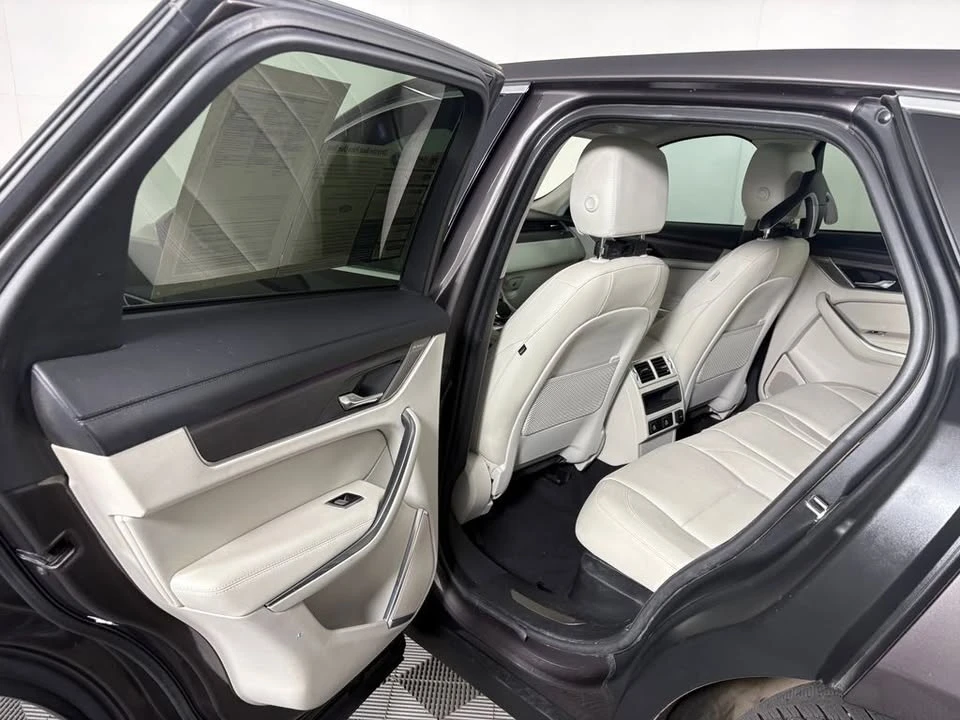 2021 Jaguar F-Pace - Image 12 of 18